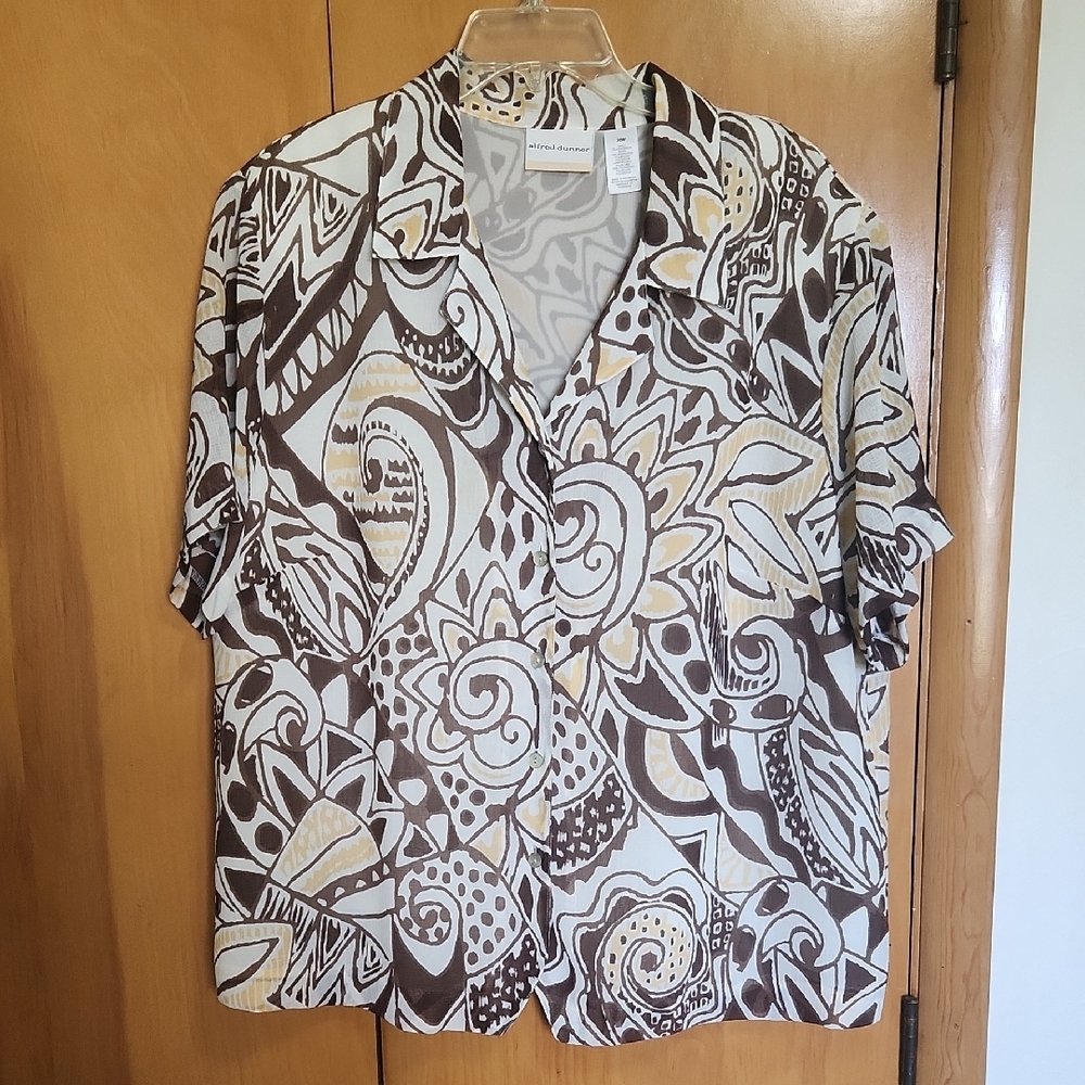 Alfred Dunner Brown and Cream Blouse with Floral Design